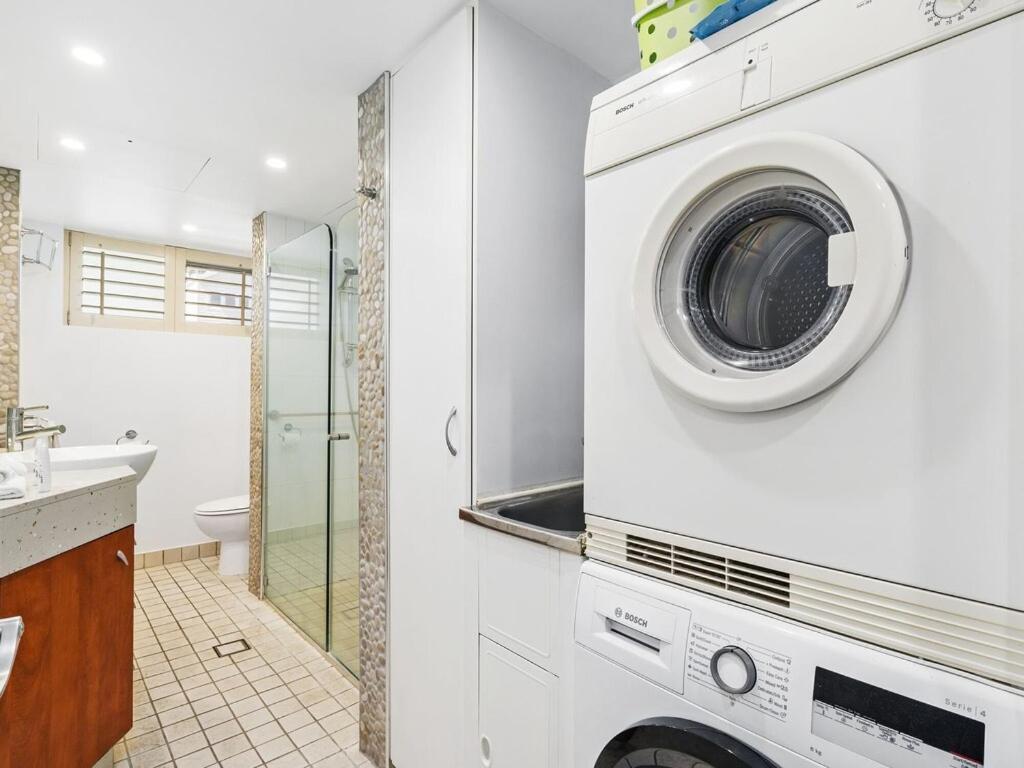 Goodwin Towers - Hosted By Burleigh Letting Apartman Gold Coast Kültér fotó