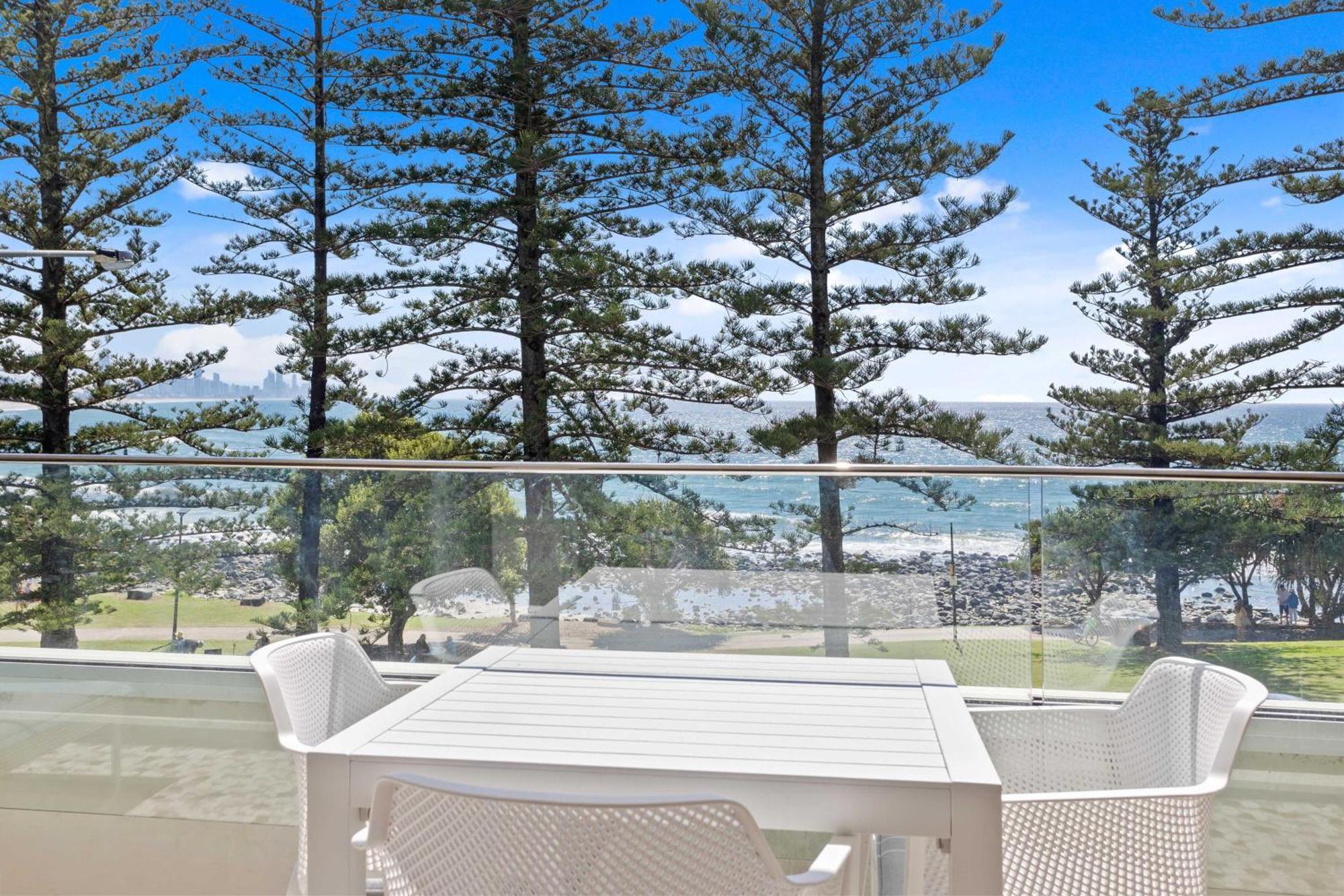 Goodwin Towers - Hosted By Burleigh Letting Apartman Gold Coast Kültér fotó